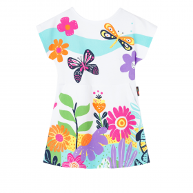 Camiseta para Niña con Estampado de Flores y Mariposas
