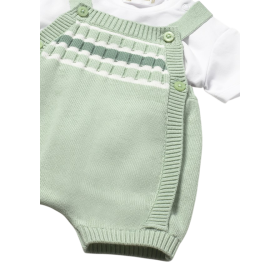 Conjunto peto tricot y camiseta