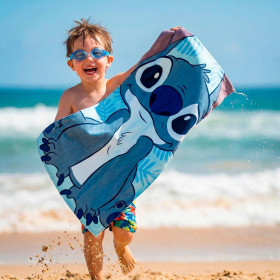 Set Toalla y Gafas Natación Stitch