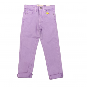Pantalón vaquero en color violeta
