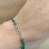 Pulsera con piedras de colores en acero
