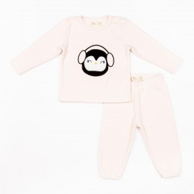 Pijama polar para bebé color rosa claro con pingüino